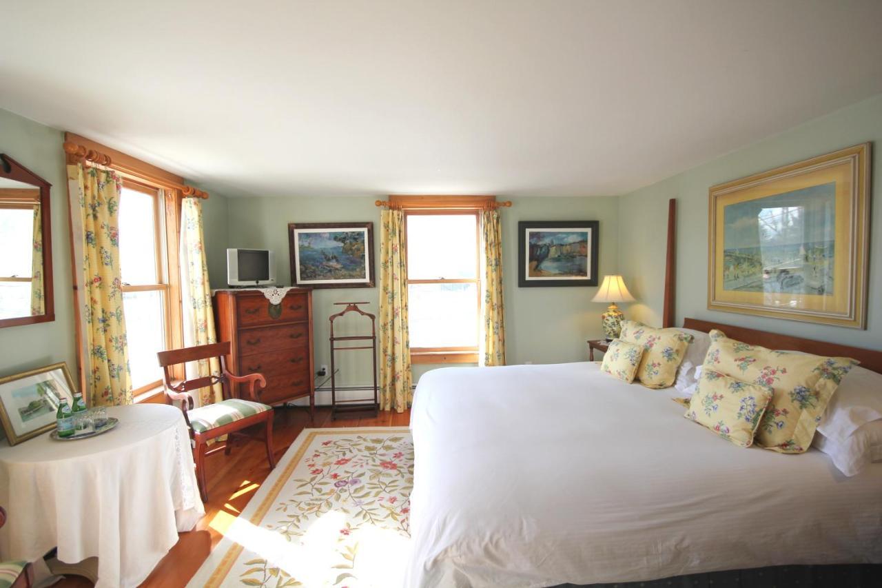 Highland Lake Inn Andover Szoba fotó